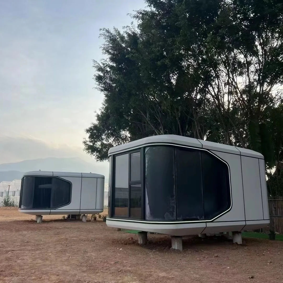 Luxury Space Capsule Container House for Resort and Camp